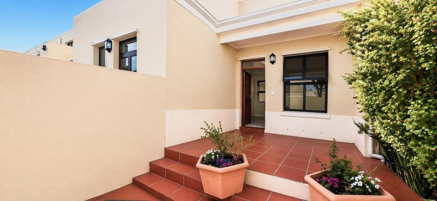 2 Bedroom Property for Sale in Royal Ascot Western Cape